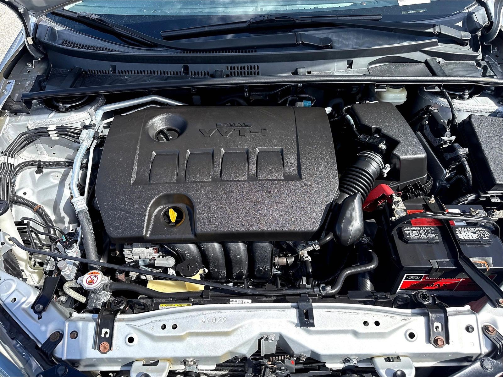 Used 2017 Toyota Corolla LE FWD image 31