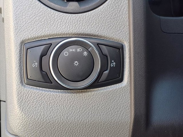 Certified 2022 Ford E-350 and Econoline 350 Super Duty image 19