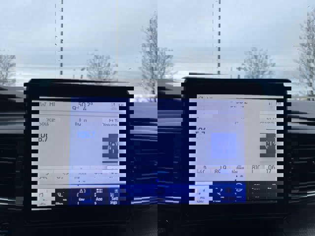 Certified 2023 Ford Explorer XLT w/ Equipment Group 202A image 9