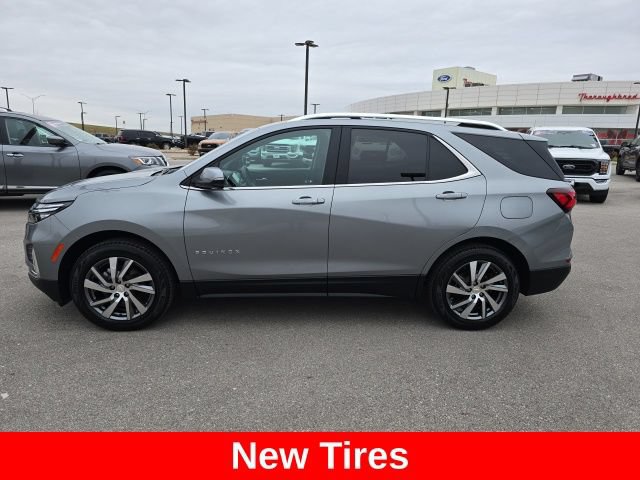 Used 2023 Chevrolet Equinox Premier AWD/4WD image 2