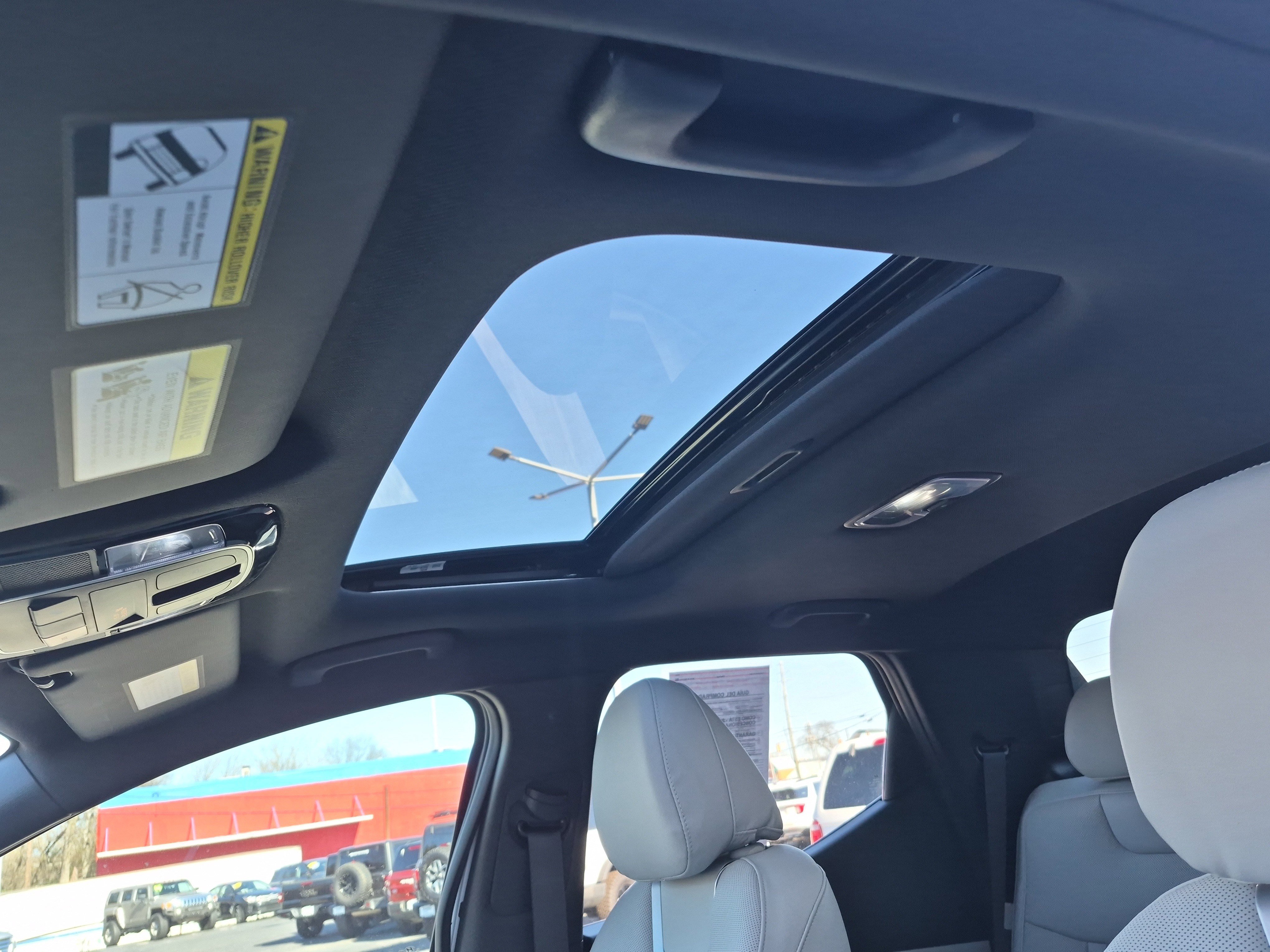 Used 2025 Hyundai Santa Cruz Limited image 10