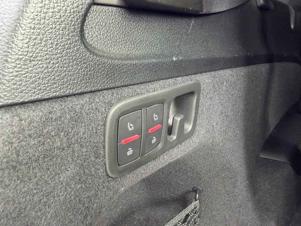 Used 2025 Audi Q7 3.0T Premium Plus image 19