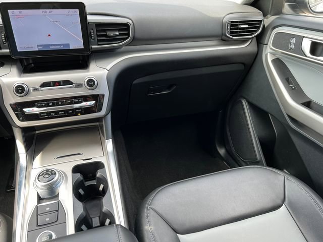 Certified 2023 Ford Explorer XLT w/ Equipment Group 202A image 33