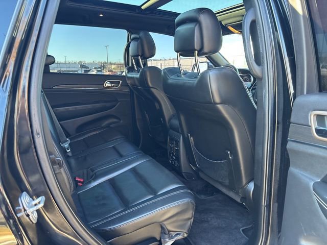 Used 2017 Jeep Grand Cherokee Limited w/ Luxury Group II image 10