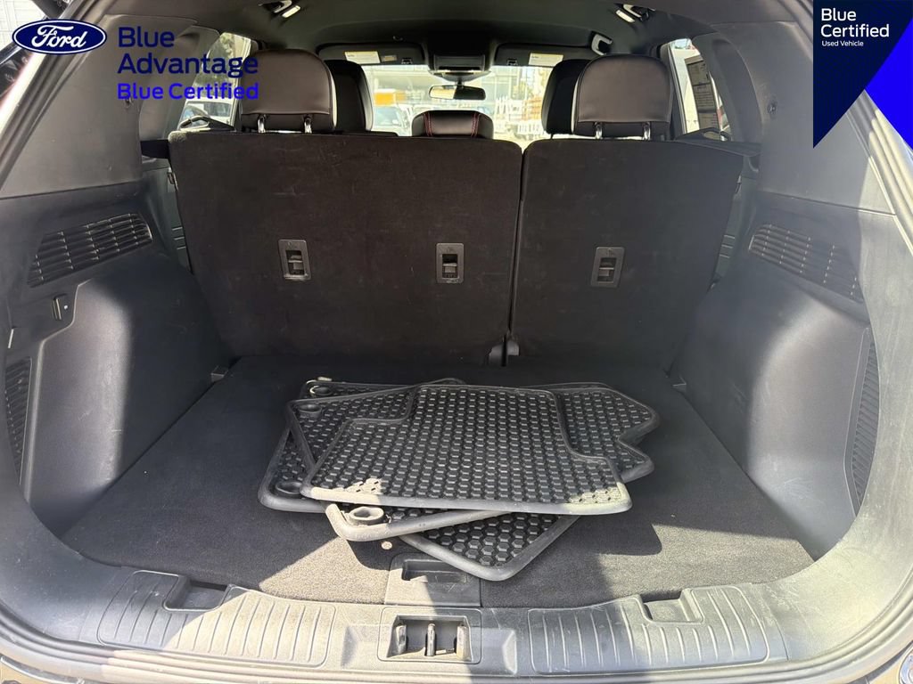 Certified 2024 Ford Escape ST-Line AWD/4WD image 7