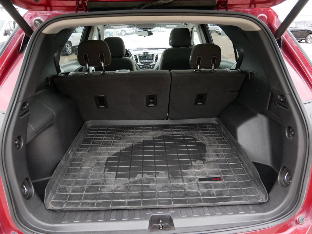 Used 2018 Chevrolet Equinox LT w/ Sun & Infotainment Package AWD/4WD image 10