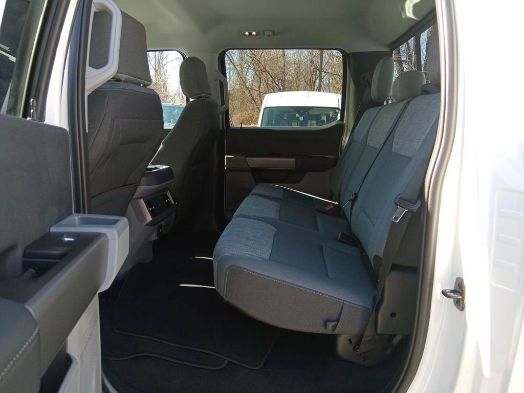 Certified 2025 Ford F250 XLT w/ FX4 Off-Road Package image 15