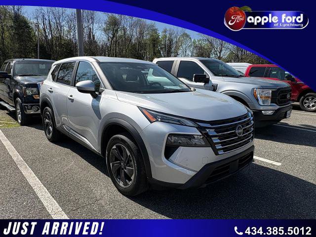 Used 2025 Nissan Rogue SV