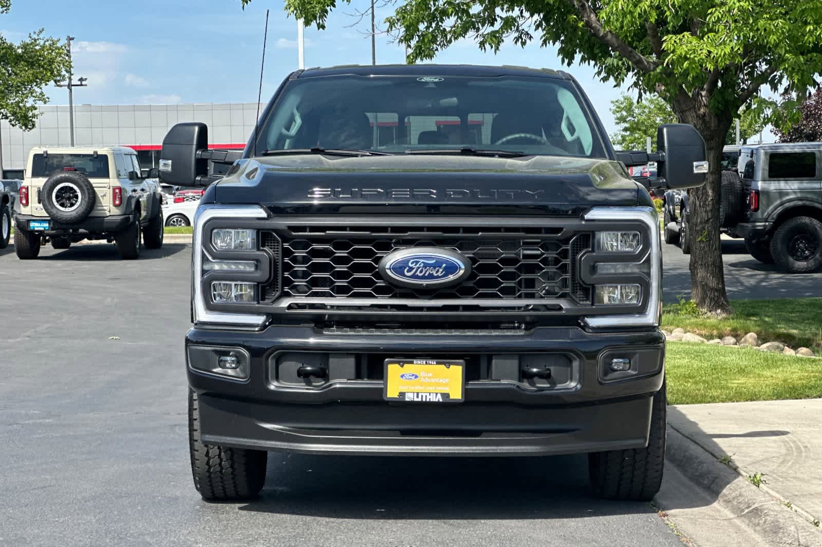 Certified 2025 Ford F250 XL w/ STX Appearance Package AWD/4WD image 10