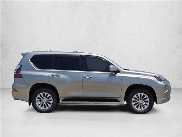 Used 2022 Lexus GX 460 Luxury w/ Off Road Package AWD/4WD image 4