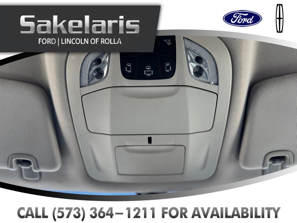 Used 2023 Chrysler Voyager LX FWD image 32