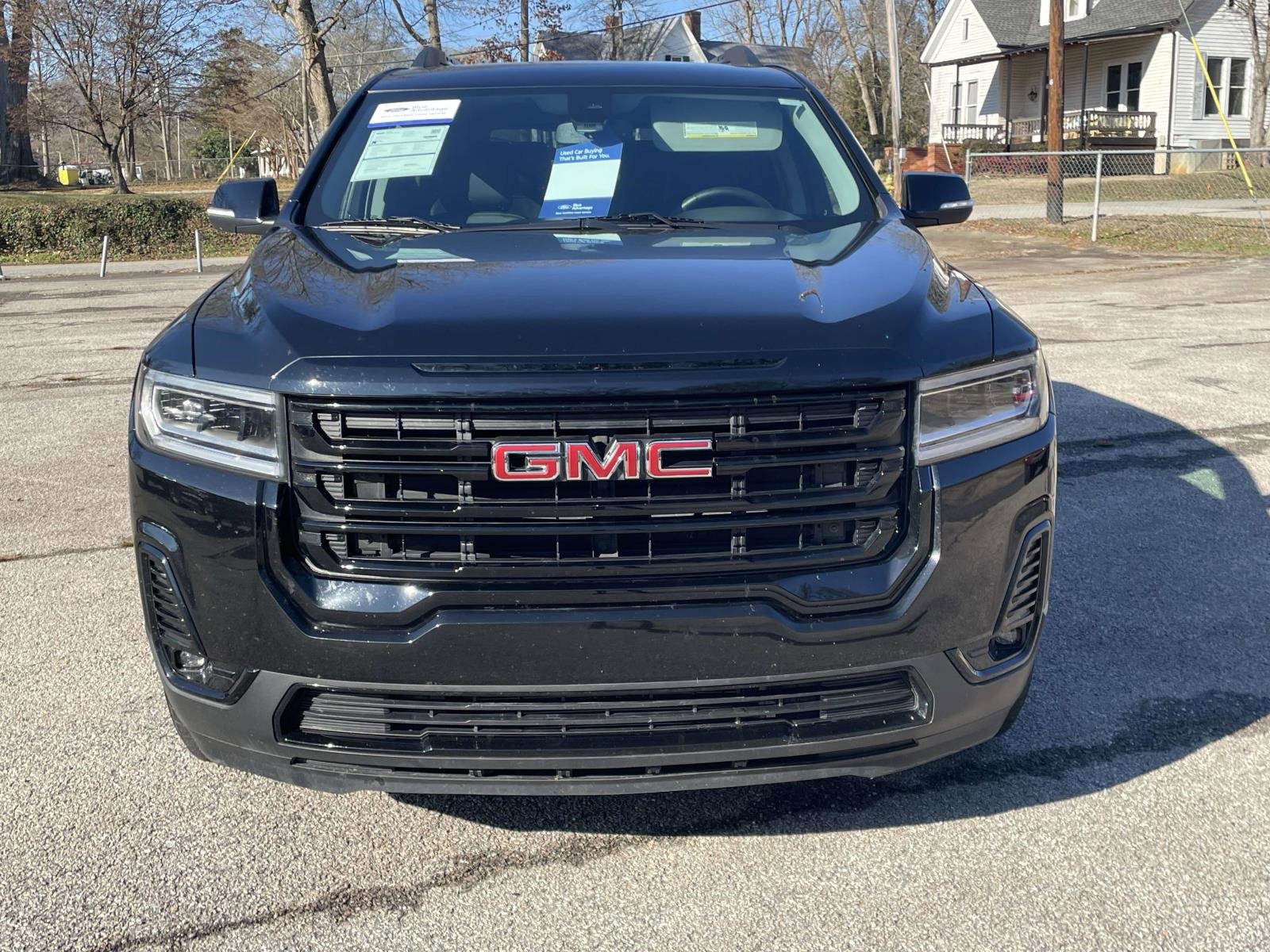 Used 2023 GMC Acadia SLT w/ Elevation Edition image 8