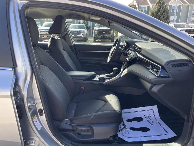 Used 2019 Toyota Camry LE image 19
