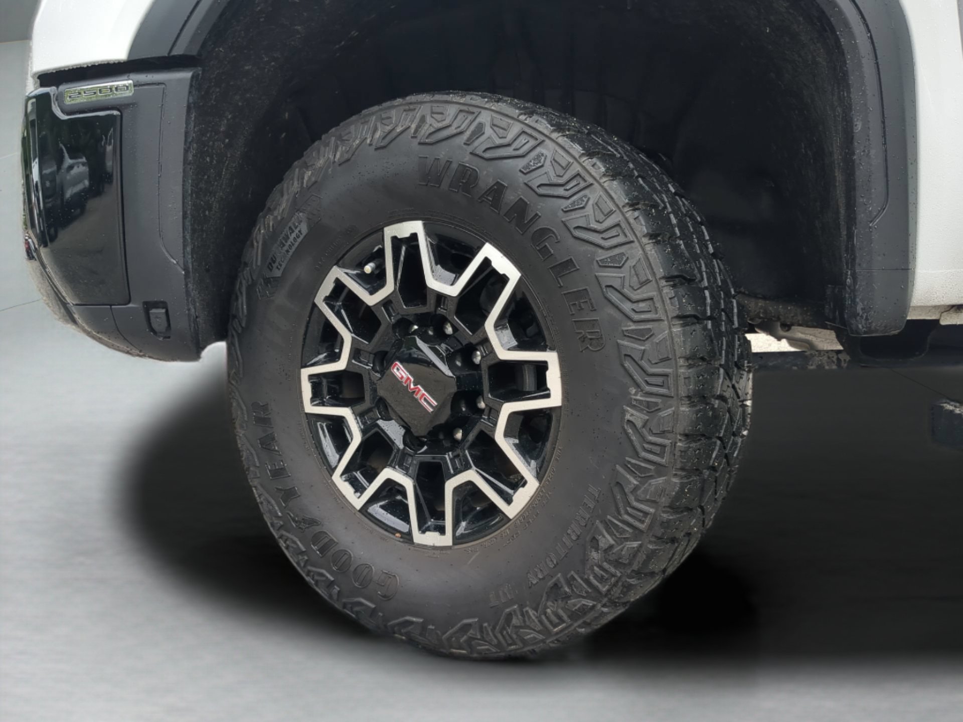 Used 2024 GMC Sierra 2500 AT4X AWD/4WD image 72