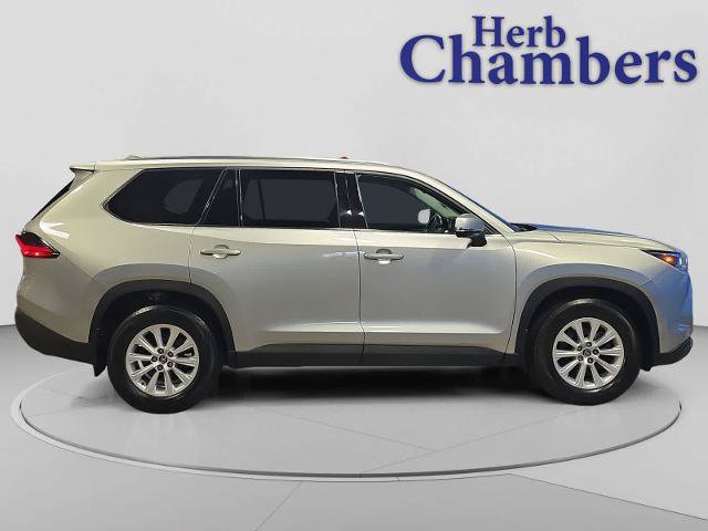 Used 2024 Toyota Grand Highlander AWD image 11