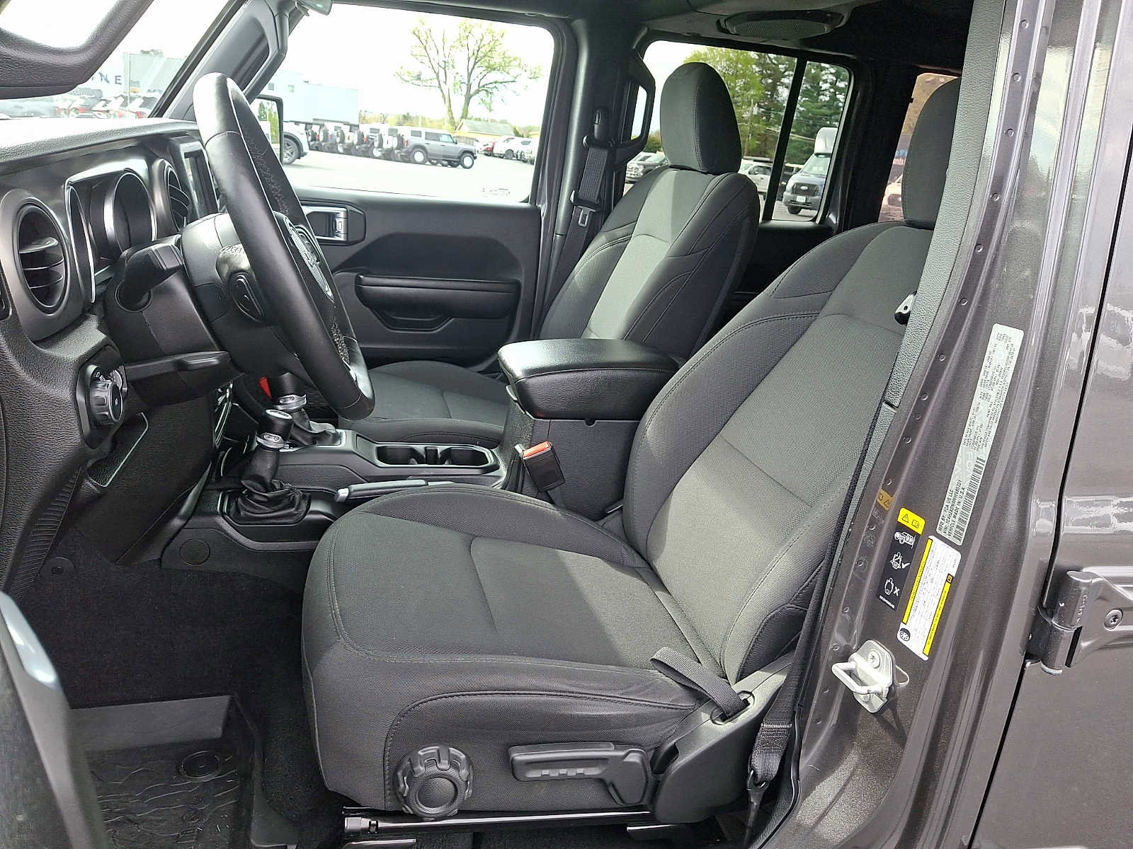 Used 2021 Jeep Wrangler Unlimited Sport image 13