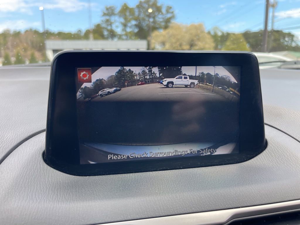 Used 2018 MAZDA MAZDA3 Sport image 11