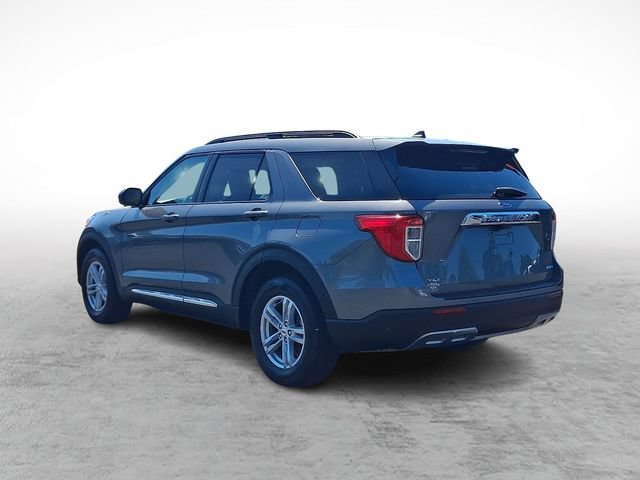 Certified 2023 Ford Explorer XLT w/ Equipment Group 202A AWD/4WD image 4