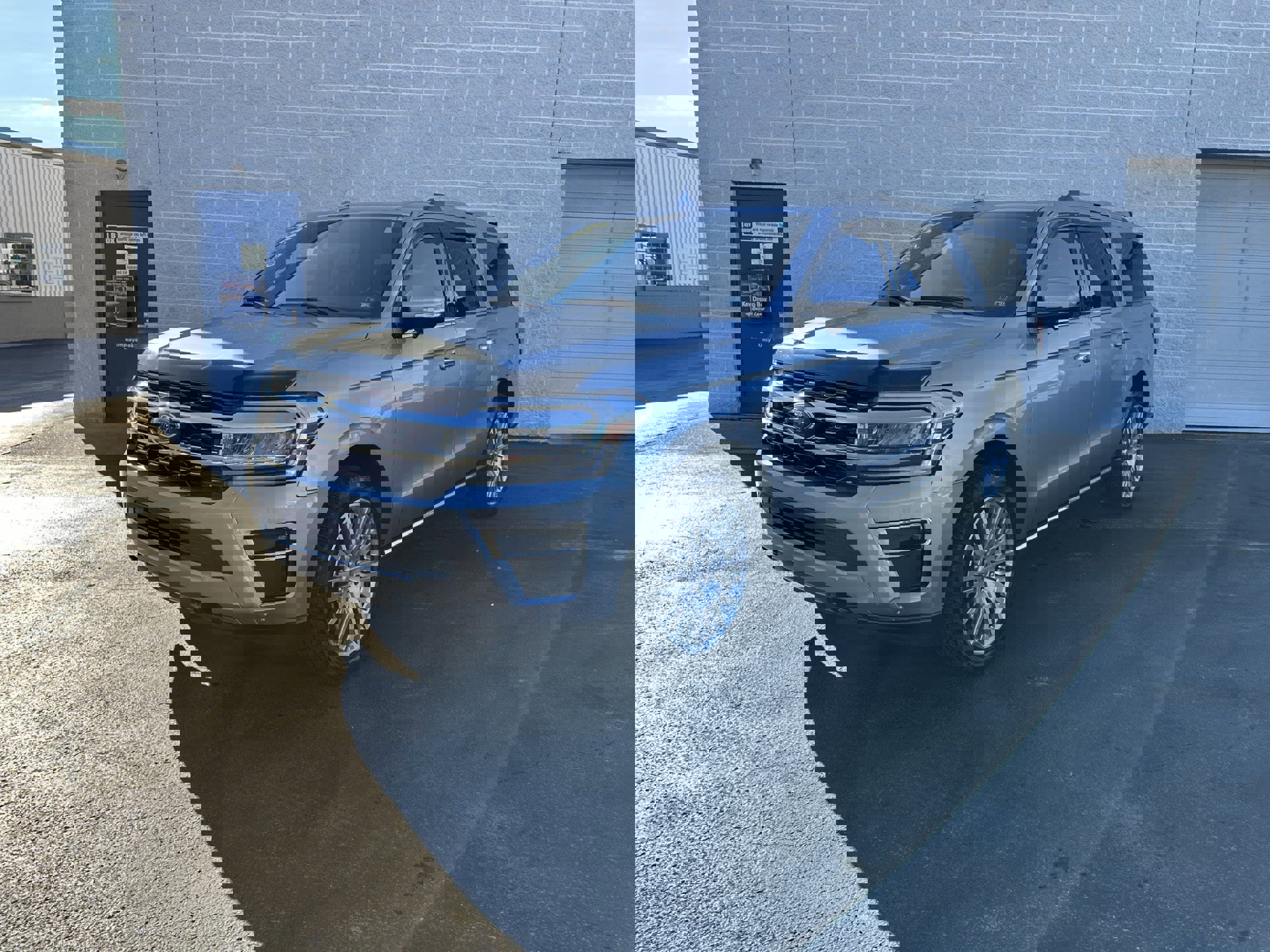 Certified 2024 Ford Expedition Max Limited image 3