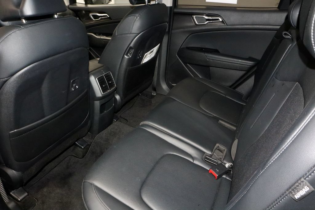 Used 2025 Kia Sportage EX AWD/4WD image 22