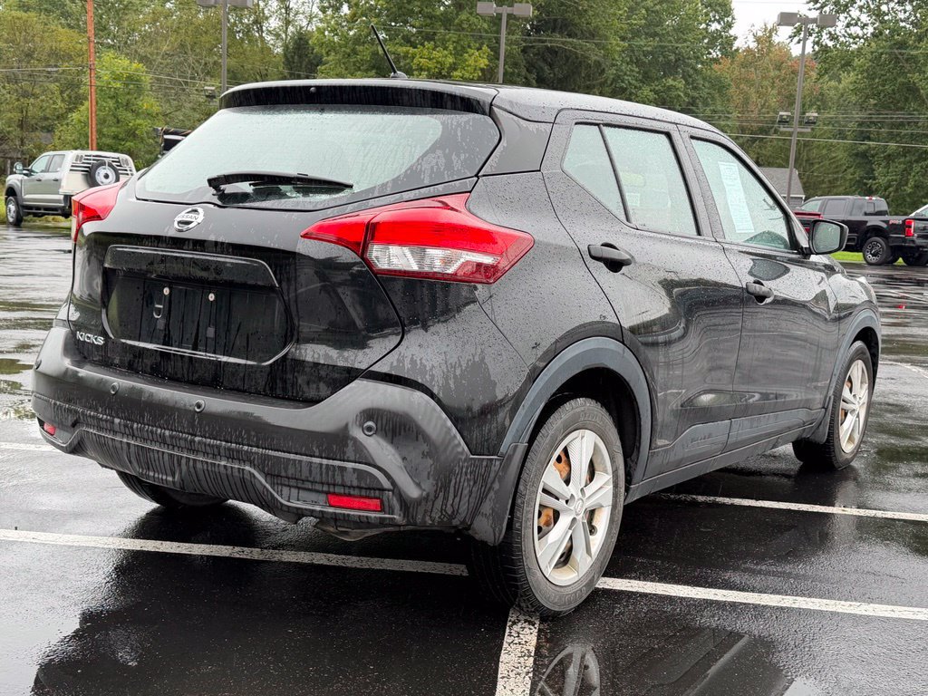 Used 2020 Nissan Kicks S FWD image 6