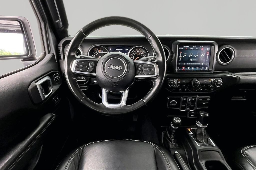Used 2020 Jeep Gladiator Overland AWD/4WD image 5