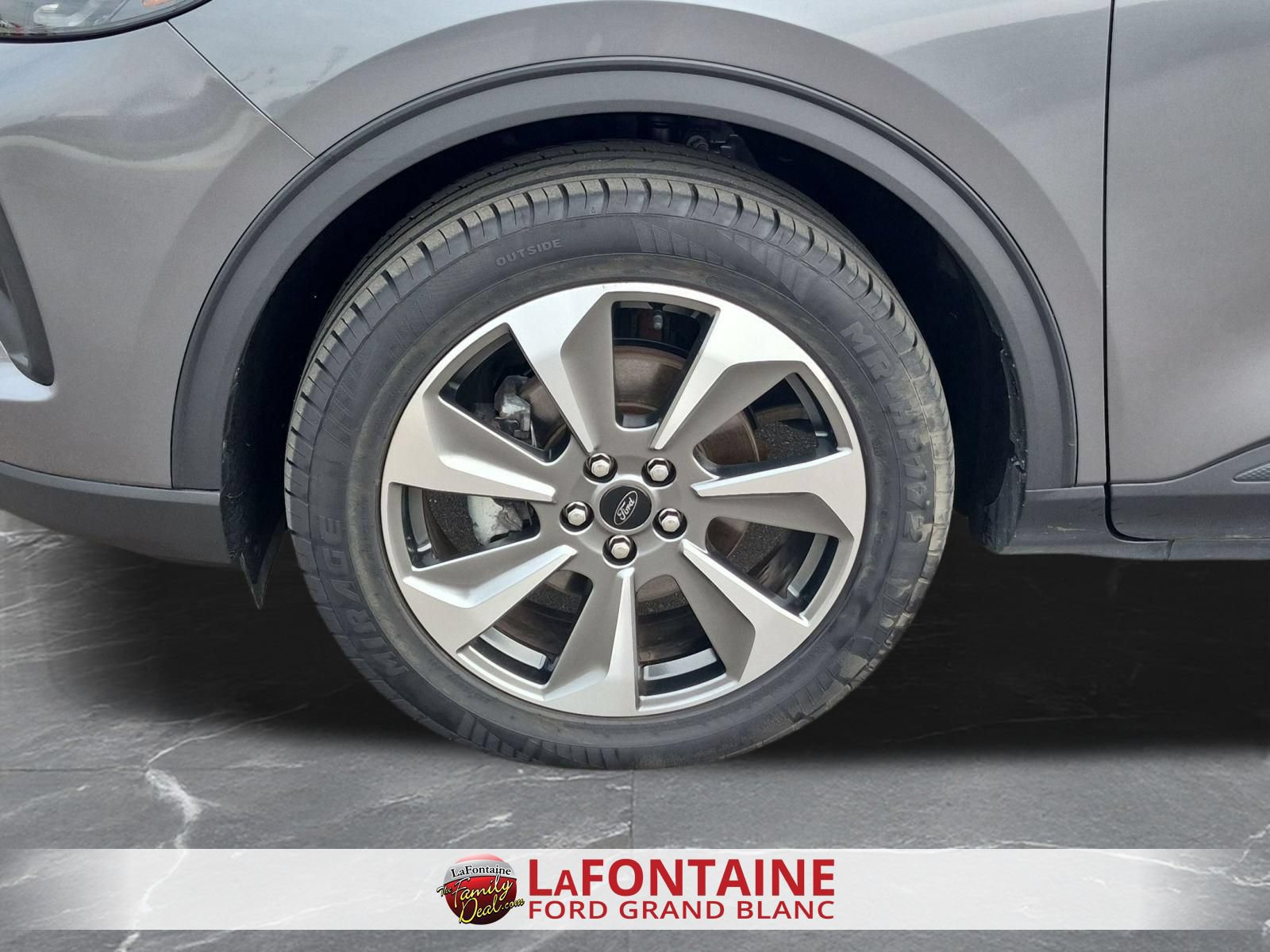 Certified 2024 Ford Escape Platinum AWD/4WD image 33