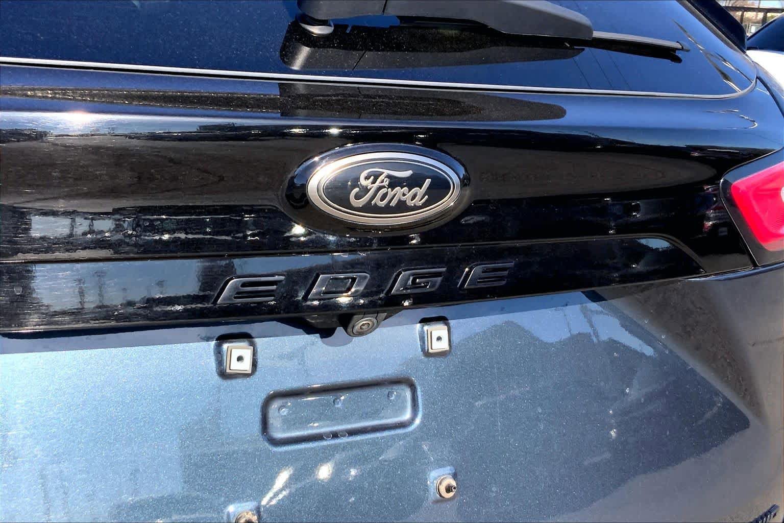 Certified 2024 Ford Edge SE w/ Black Appearance Package AWD/4WD image 12