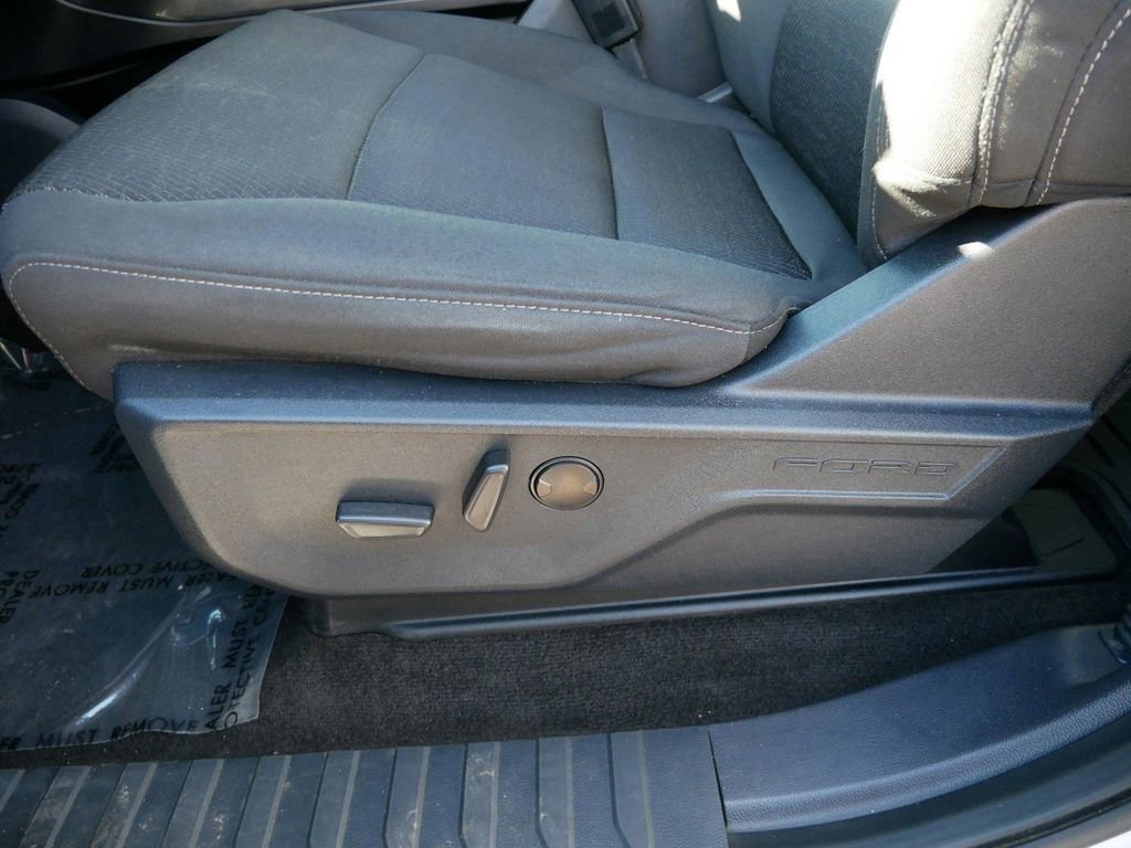 Certified 2022 Ford F150 XLT w/ Equipment Group 302A High image 8