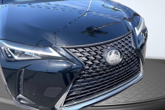 Used 2019 Lexus UX 200 w/ Premium Package FWD image 28
