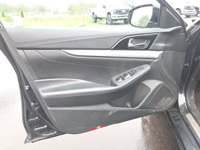 Used 2017 Nissan Maxima 3.5 S image 21