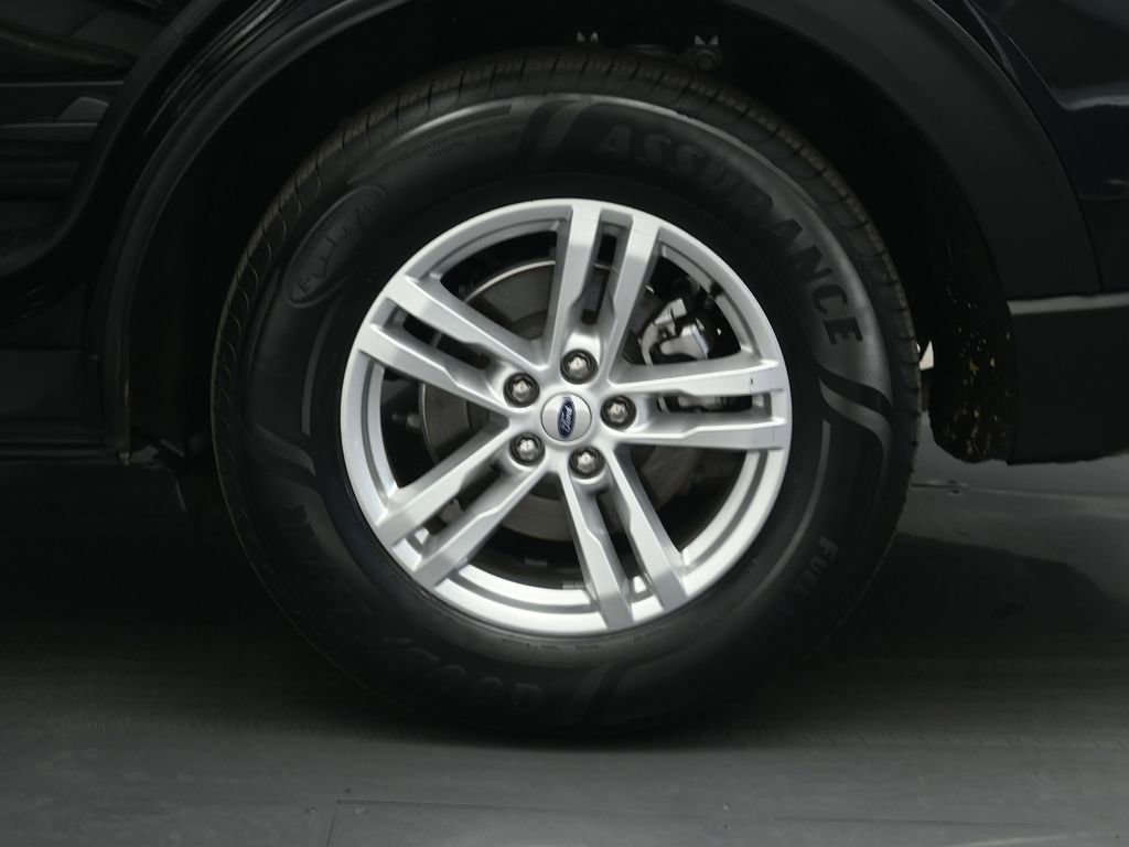 Certified 2023 Ford Explorer XLT image 21