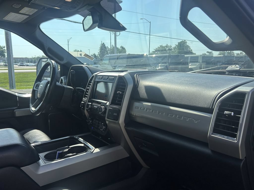 Certified 2019 Ford F250 Lariat w/ Lariat Ultimate Package AWD/4WD image 19