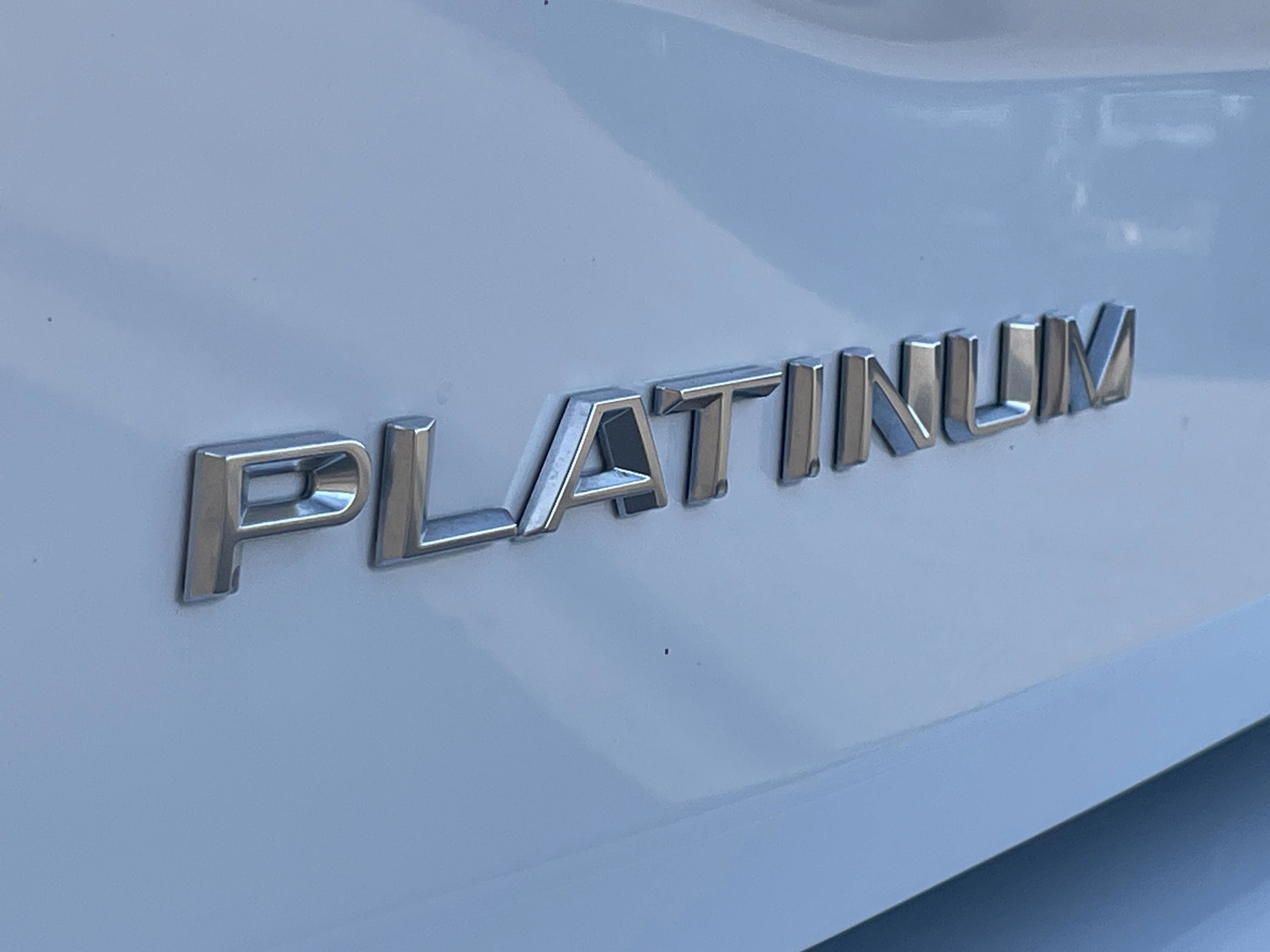 Certified 2025 Ford Expedition Max Platinum image 10