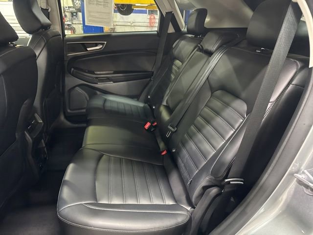 Certified 2022 Ford Edge SEL w/ Convenience Package image 16