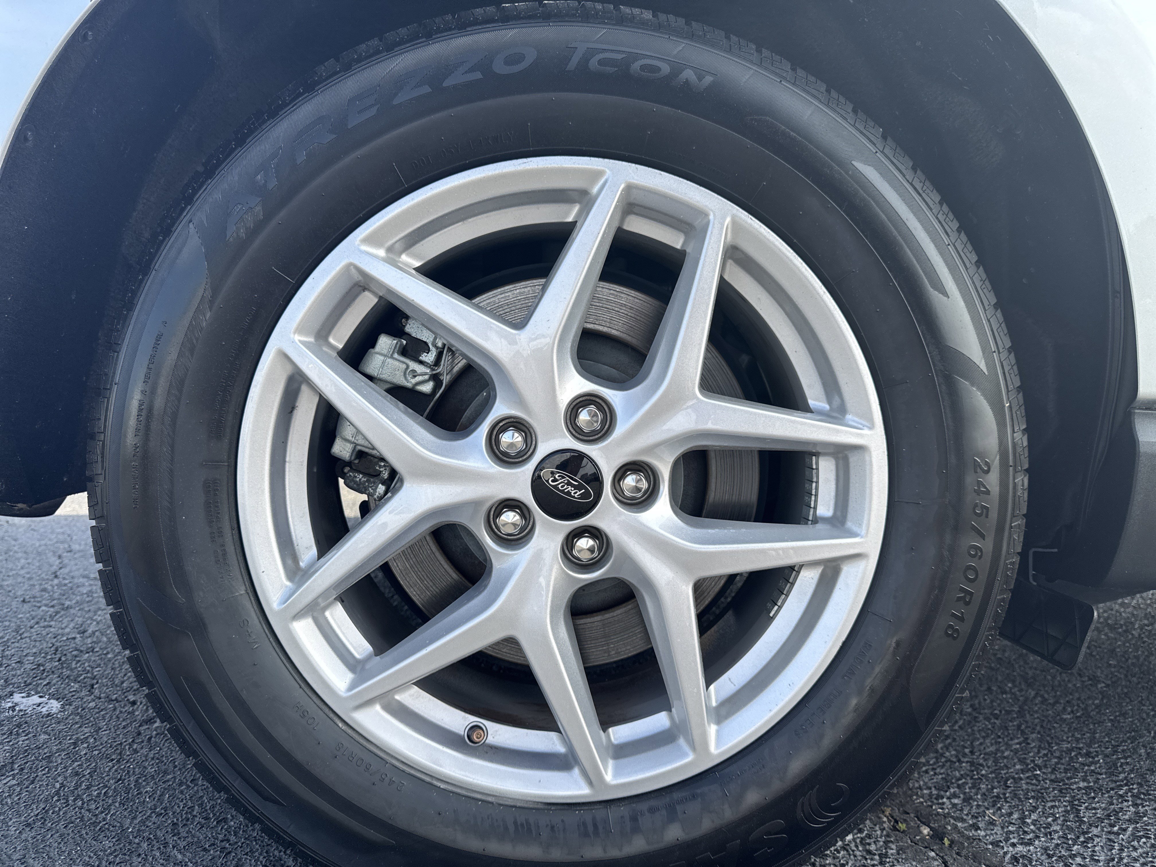 Certified 2024 Ford Edge SEL image 19