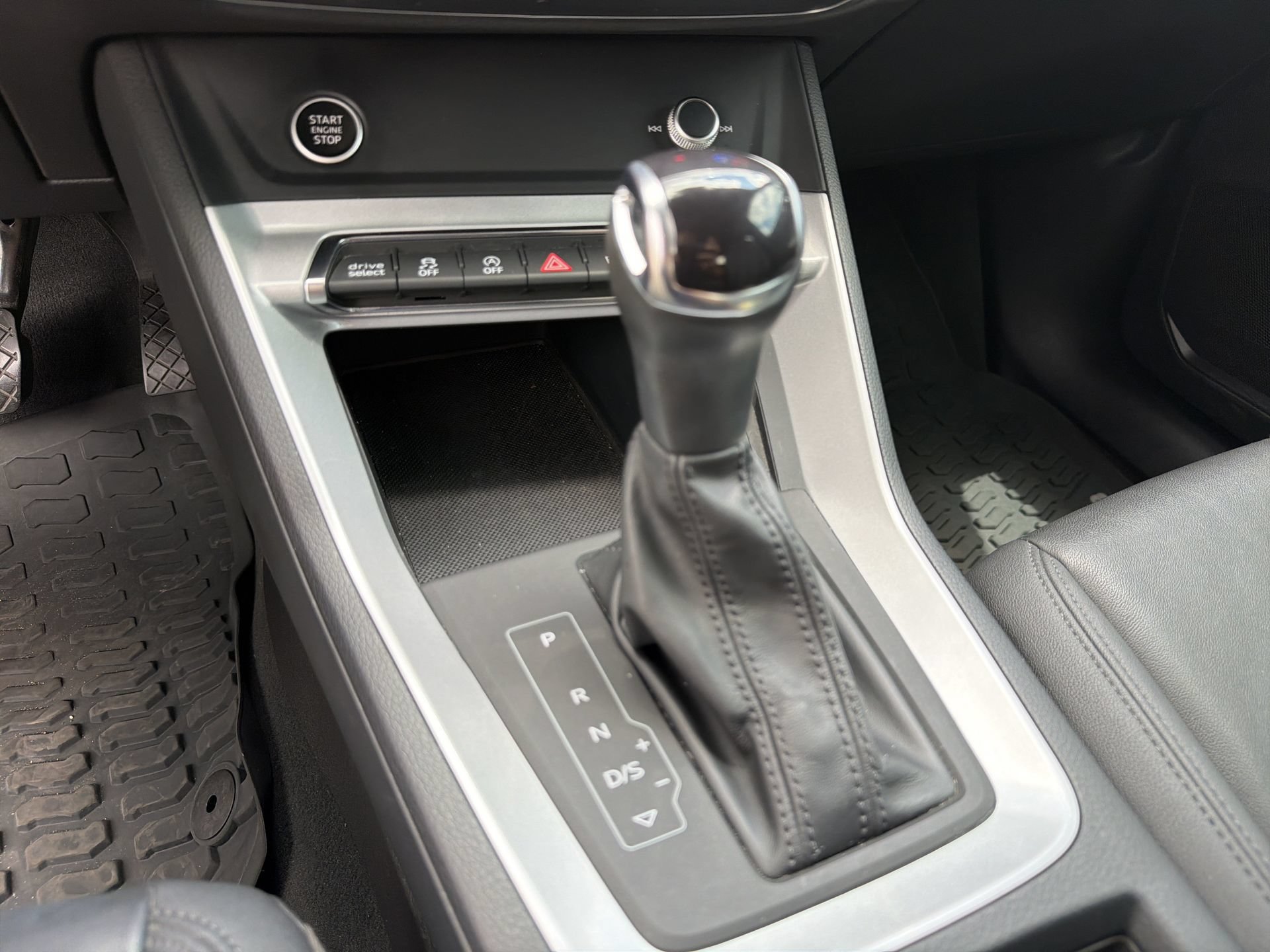 Used 2022 Audi Q3 2.0T Premium AWD/4WD image 6