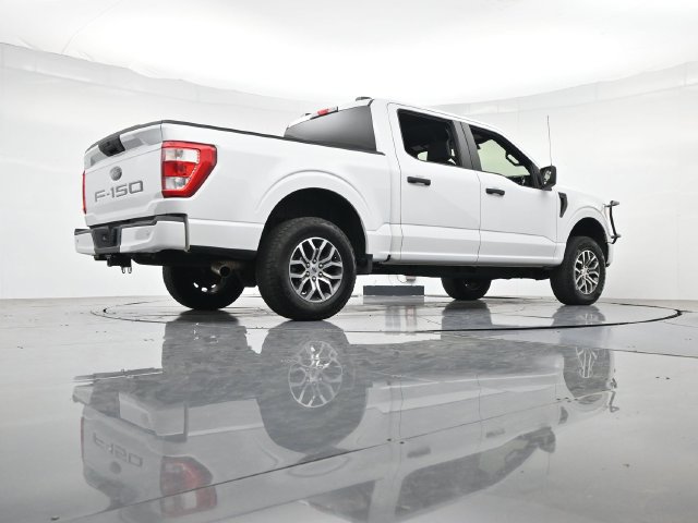 Certified 2022 Ford F150 XL w/ STX Black Appearance Package AWD/4WD image 35