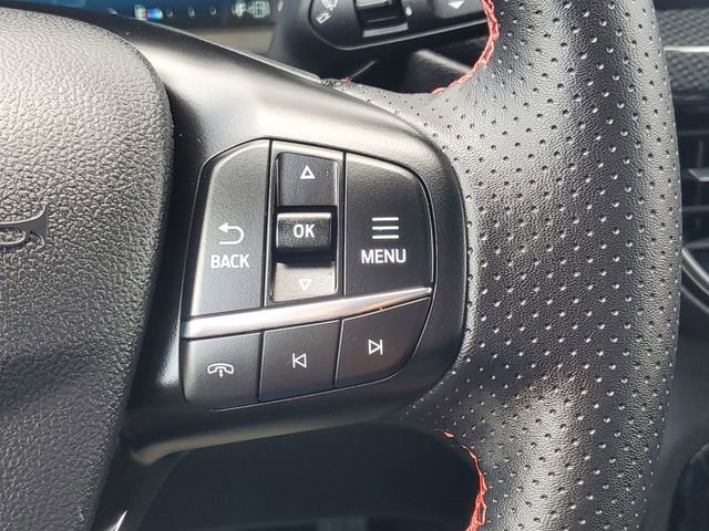 Certified 2025 Ford Escape ST-Line Select w/ Tech Pack #2 AWD/4WD image 16