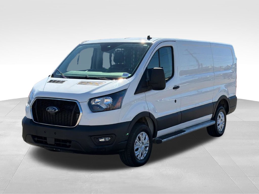 Certified 2025 Ford Transit 250 Low Roof w/ Exterior Upgrade Package RWD image 9