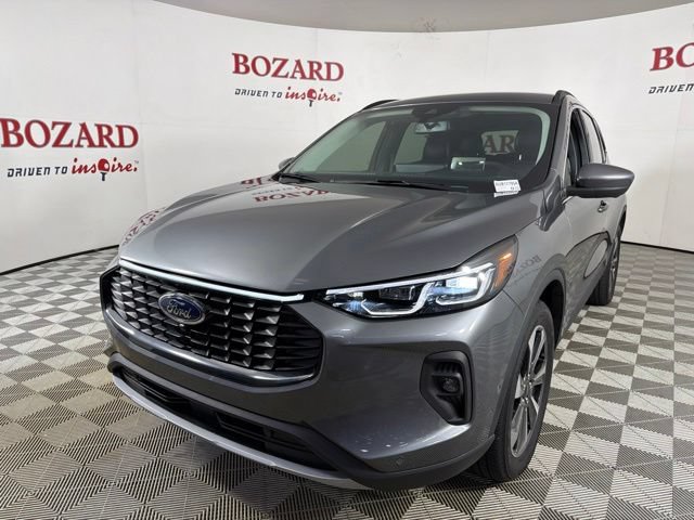 Certified 2024 Ford Escape Platinum w/ Premium Technology Package AWD/4WD image 5