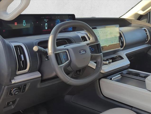 Certified 2025 Ford Expedition Max Active image 9