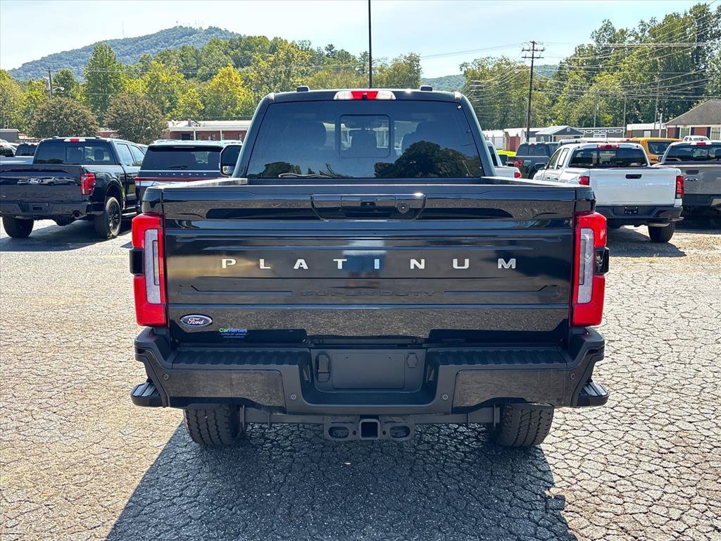 Certified 2025 Ford F250 Platinum w/ Platinum Plus Package AWD/4WD image 6