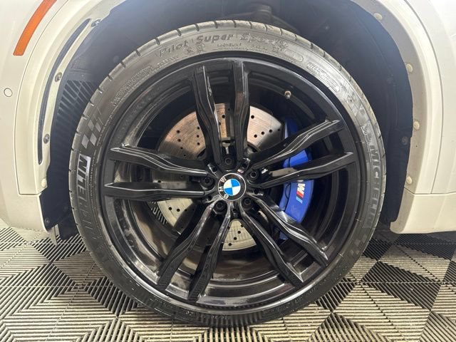 Used 2017 BMW X5 M AWD/4WD image 8