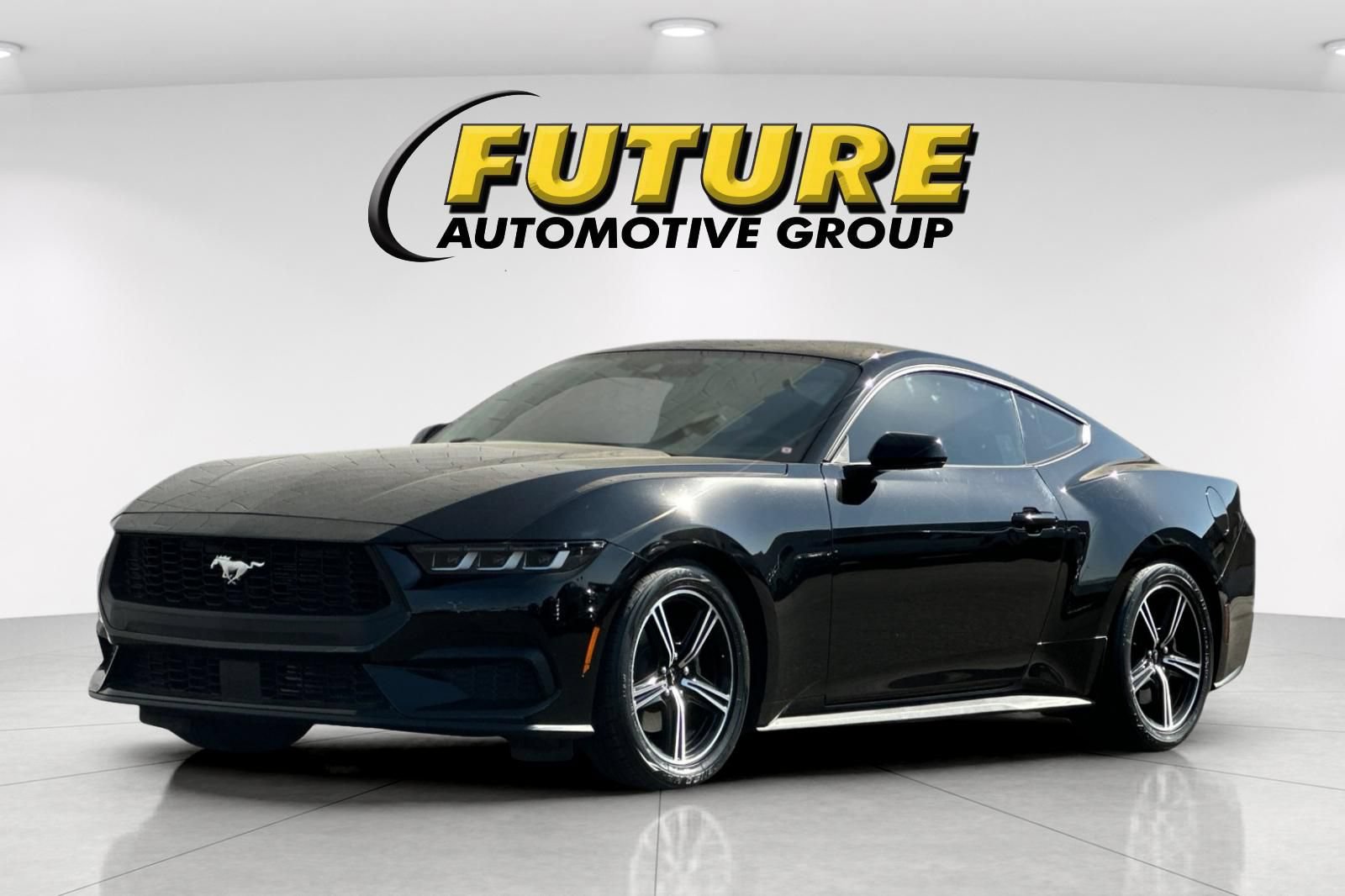 Certified 2024 Ford Mustang Coupe RWD image 7