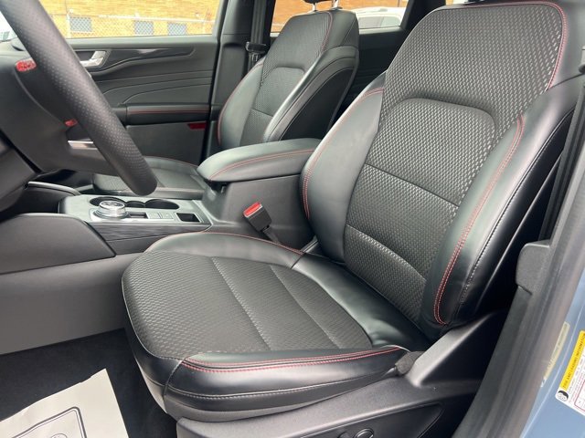 Certified 2024 Ford Escape ST-Line w/ Tech Pack #1 image 19