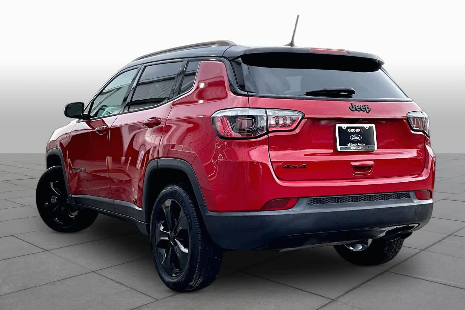 Used 2021 Jeep Compass Latitude AWD/4WD image 12