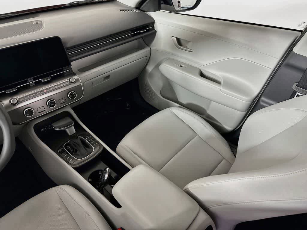 Used 2025 Hyundai Kona SE AWD/4WD image 13
