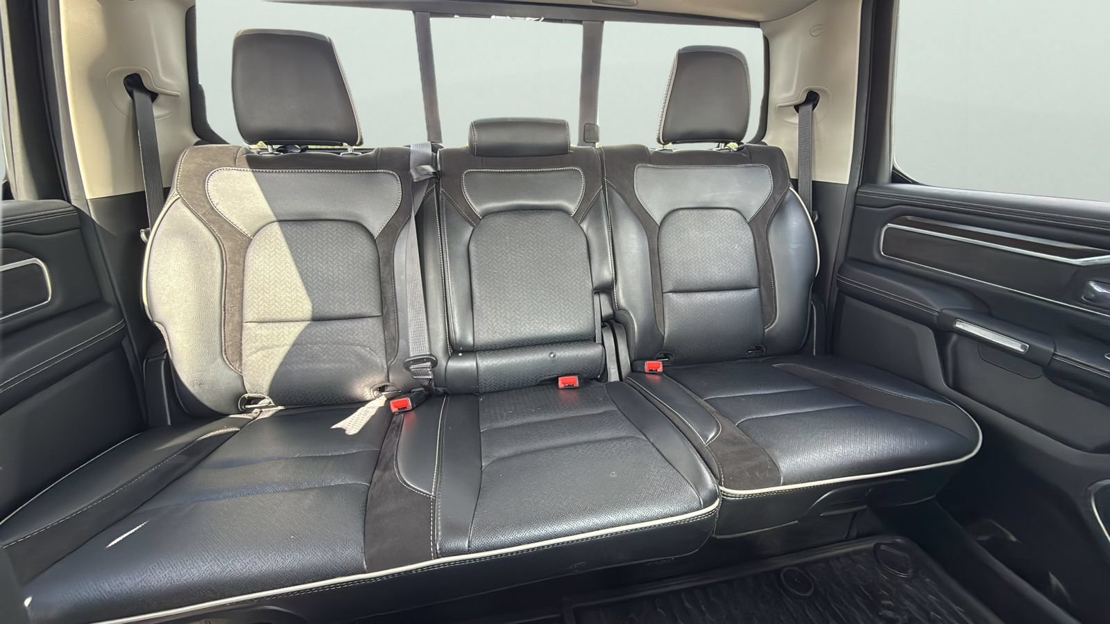 Used 2022 RAM 1500 Laramie RWD image 26