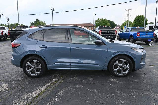 Certified 2023 Ford Escape ST-Line w/ Tech Pack #1 FWD image 8